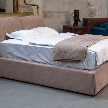 Двуспальные кровати в стиле лофт – Двухместная кровать Novamobili Brick Bed